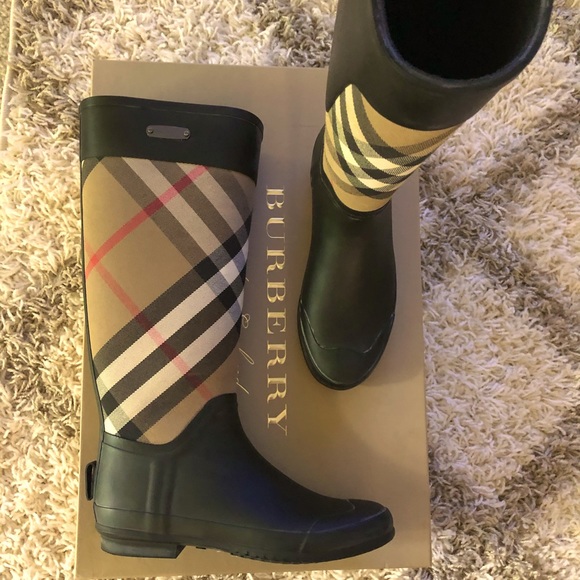 Burberry Shoes - Burberry Rainboots